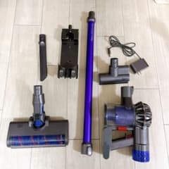 ジャンク品　Dyson ダイソン v6 掃除機のサムネイル