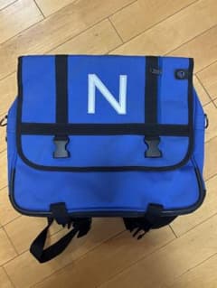 キッズ用 ブルー 通学バッグ Nロゴ入りのサムネイル
