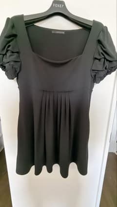 FOXEY NEW YORK パフスリーブトップス　黒サイズ40（M） FOXEY NEW YORK パフスリーブ チュニック ブラック 40 - メルカリ