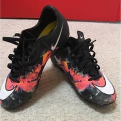 Nikeサッカースパイクのサムネイル