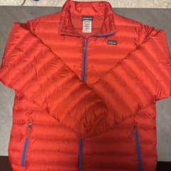 Patagonia パタゴニア ダウンジャケット キッズ ボーイズ XXLのサムネイル