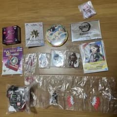 アニメ・ゲーム キャラクターグッズ まとめ売りのサムネイル