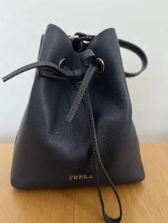FURLA フルラ　ハンドバッグ　ショルダーバッグのサムネイル