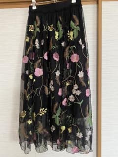 H&M 花柄 チュールスカートのサムネイル