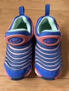 NIKE FREE ダイナモフリー　17センチのサムネイル