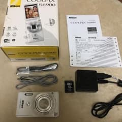Nikon COOLPIX S6900  デジカメ　ニコン　カメラのサムネイル