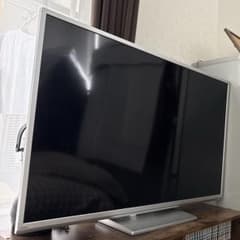 液晶テレビ 本体 シルバーのサムネイル