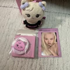 BLACKPINK TAMAGOTCHI たまごっち MD購入特典トレカ ロゼ - メルカリ