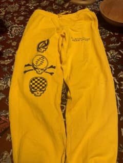 PLEASURES VENTURER YELLOW Sweatpantsのサムネイル