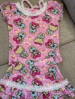 土日限定コメントで値下げ可！超美品❗️アースマジック　セットアップのサムネイル