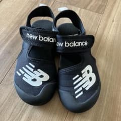 New Balance サンダル ブラック　20cmのサムネイル