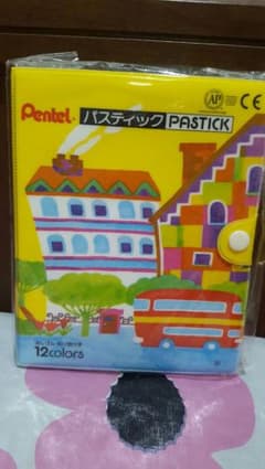 ★ぺんてる　パスティック　12カラーのサムネイル