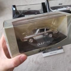 外車のミニチュア4個セットのサムネイル