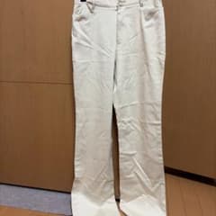 ベージュ カジュアルパンツ ロング丈のサムネイル