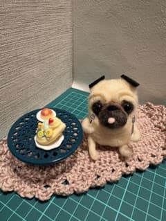 羊毛フェルト パグ ミニチュアセットのサムネイル