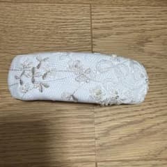 ウェディングボンネ　刺繍・ビーズのサムネイル