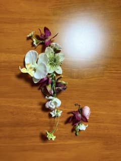 造花 イヤーカフウェディングのサムネイル