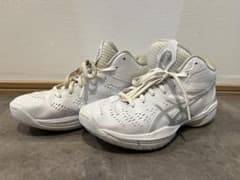 美品　アシックス　バッシュ　GELHOOP V16 24㎝　ホワイトのサムネイル