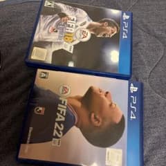 PS4 FIFA 18 FIFA 22 ソフト 2本セットのサムネイル