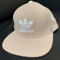 adidasオリジナルス　キャップのサムネイル