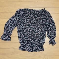 KUMIKYOKU 花柄五分袖ブラウスのサムネイル