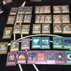 遊戯王 セイクリッドデッキ  完成品のサムネイル