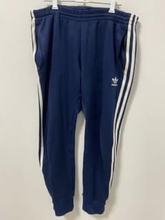 adidas トレーニングパンツ ネイビー 3本ライン - メルカリ