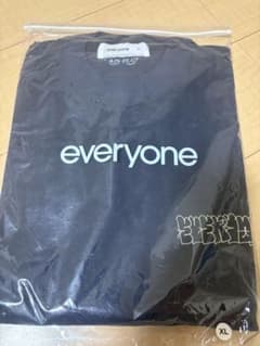 9*様 everyone j.30000 ロゴ Tシャツ XL ネイビーのサムネイル