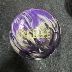 ボウリングボール EMERGE 15P - メルカリ