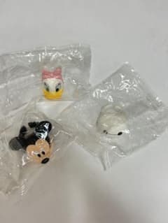 ディズニー　ゆびわ　ガチャガチャのサムネイル