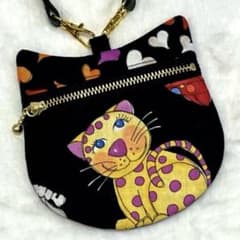 N96】ネコ型ポーチ ロラライハリス 小銭入れ カード入れ 猫型