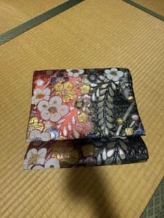 梅　藤 袋带 金糸赤黑振袖 礼装〇美品 成人式 結婚式のサムネイル