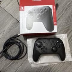 早い者勝ち！任天堂 Switch Proコントローラーのサムネイル
