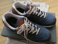 メンズスニーカーのサムネイル