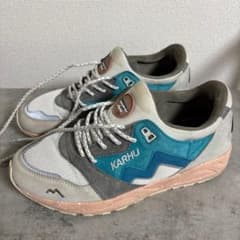 KARHU スニーカー　Aria 95 F803056のサムネイル