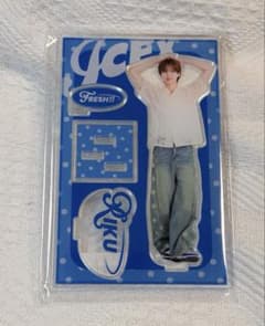 ICEx 志賀李玖 アクリルスタンド FRESHest!!のサムネイル