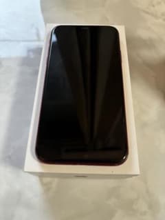 iPhone 11 (PRODUCT)RED 128 GB SIMフリーのサムネイル