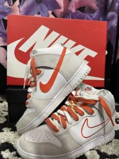NIKE DUNK HIGH SE ウィメンズのサムネイル