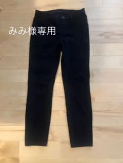 ユニクロ スキニーパンツのサムネイル