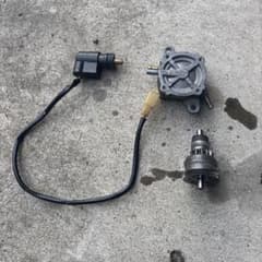 af27 純正　　オートチョーク　ワンウェイクラッチ　燃料ポンプのサムネイル