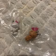 うさぎとねこのマスコット 2個セット 即購入可⭕️のサムネイル
