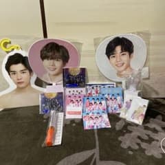 なにわ男子 グッズのサムネイル