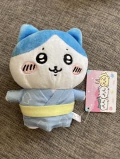 ちいかわ　ハチワレ　ぬいぐるみのサムネイル
