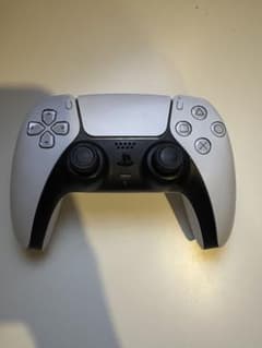 PS5 DualSense ワイヤレスコントローラー 本体のサムネイル