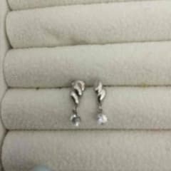 プラチナピアスのサムネイル