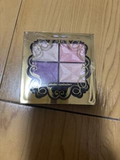 アイシャドウパレット 4色 ピンク系 パール仕上げ