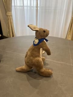 オーストラリアGOLD LIFE カンガルーぬいぐるみのサムネイル