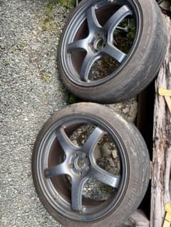 グラムライツ 57CR PCD100 中古4本セット1本訳ありのサムネイル