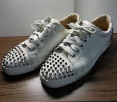 LOUIS JUNIOR SPIKES FLAT クリスチャン ルブタンのサムネイル