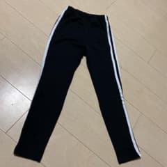 レギンス ラインパンツ　130cm 西松屋　2022購入のサムネイル